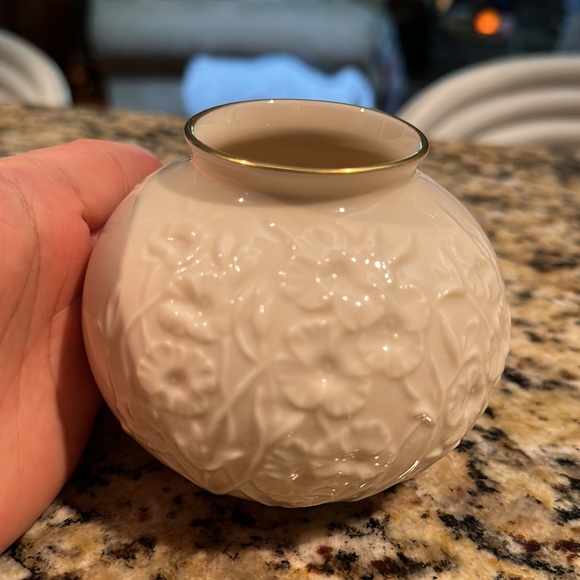 Vintage Lenox small vase - Picture 11 of 11